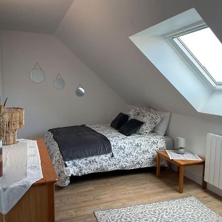 Appartement Cosy Sous Les Toits Lion-sur-Mer Ngoại thất bức ảnh